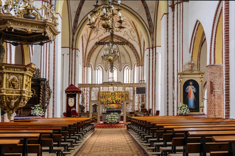 Eine der Stationen des Jakosbwegs an Polens Ostsee: Die St. Johannes-Kathedrale in Kamien Pomorski - hier ein Blick in das Innere