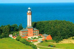 Westlich von Pogorzeliva liegt der historische Badeort Niechorze mit seinem wunderschönen Leuchtturm