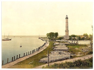 Historisches Foto des Leuchtturms von Swinemünde