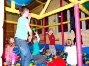 Indoor Spielarena Colorado in R genwalderm nde Darlowko